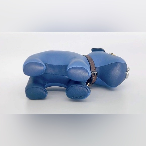 Coach Lim ED Calf leather Dog Paperweight NWOT - Picture 5 of 5